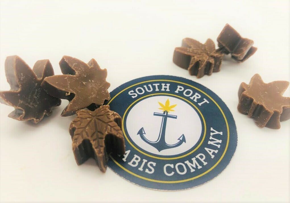 INFUSED MILK CHOCOLATE LEAVES 100MG THC - GIGI'S GANJA