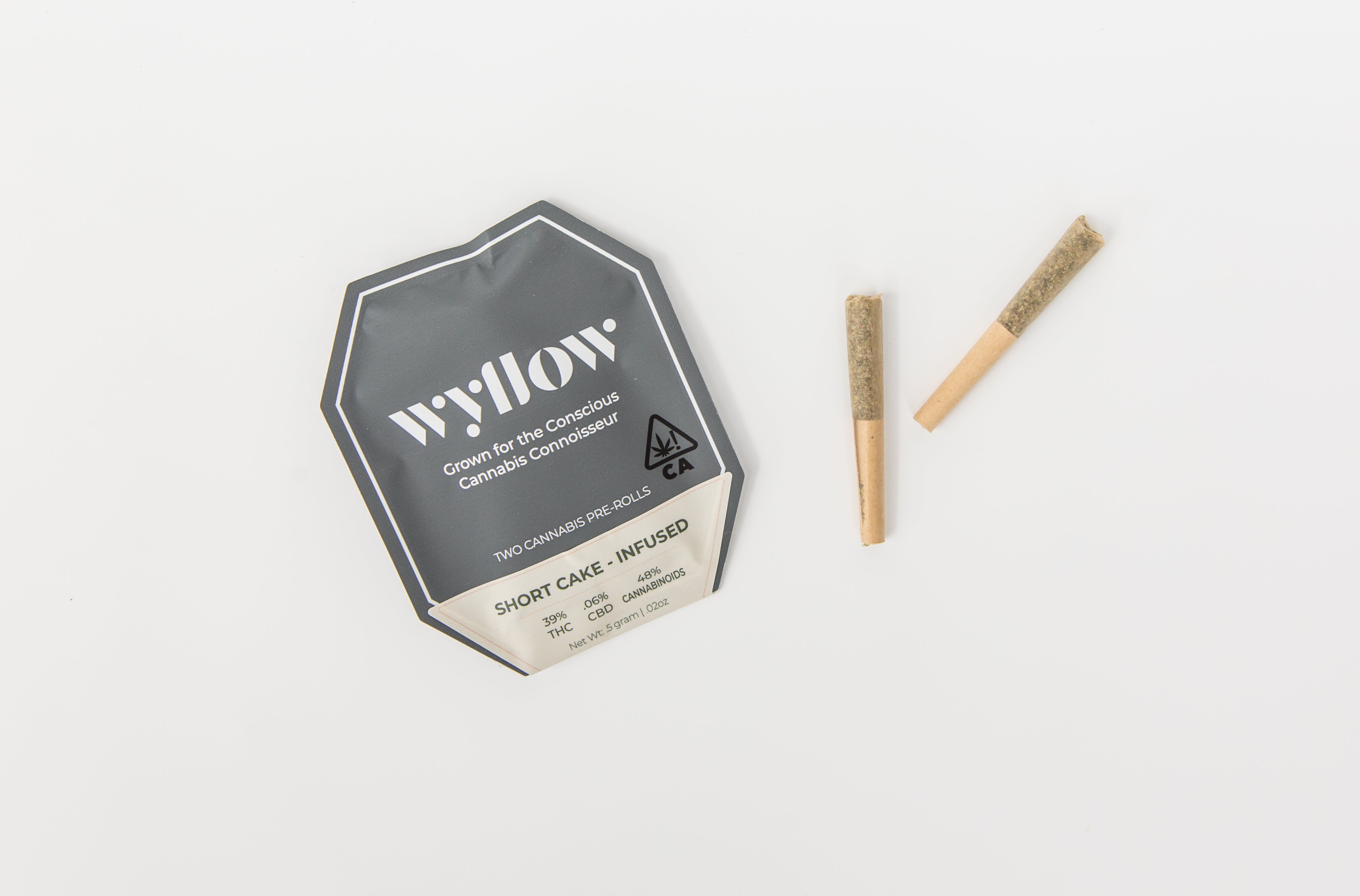 Short Cake Pre-Rolls Infused w/ Diamonds | 2 pack