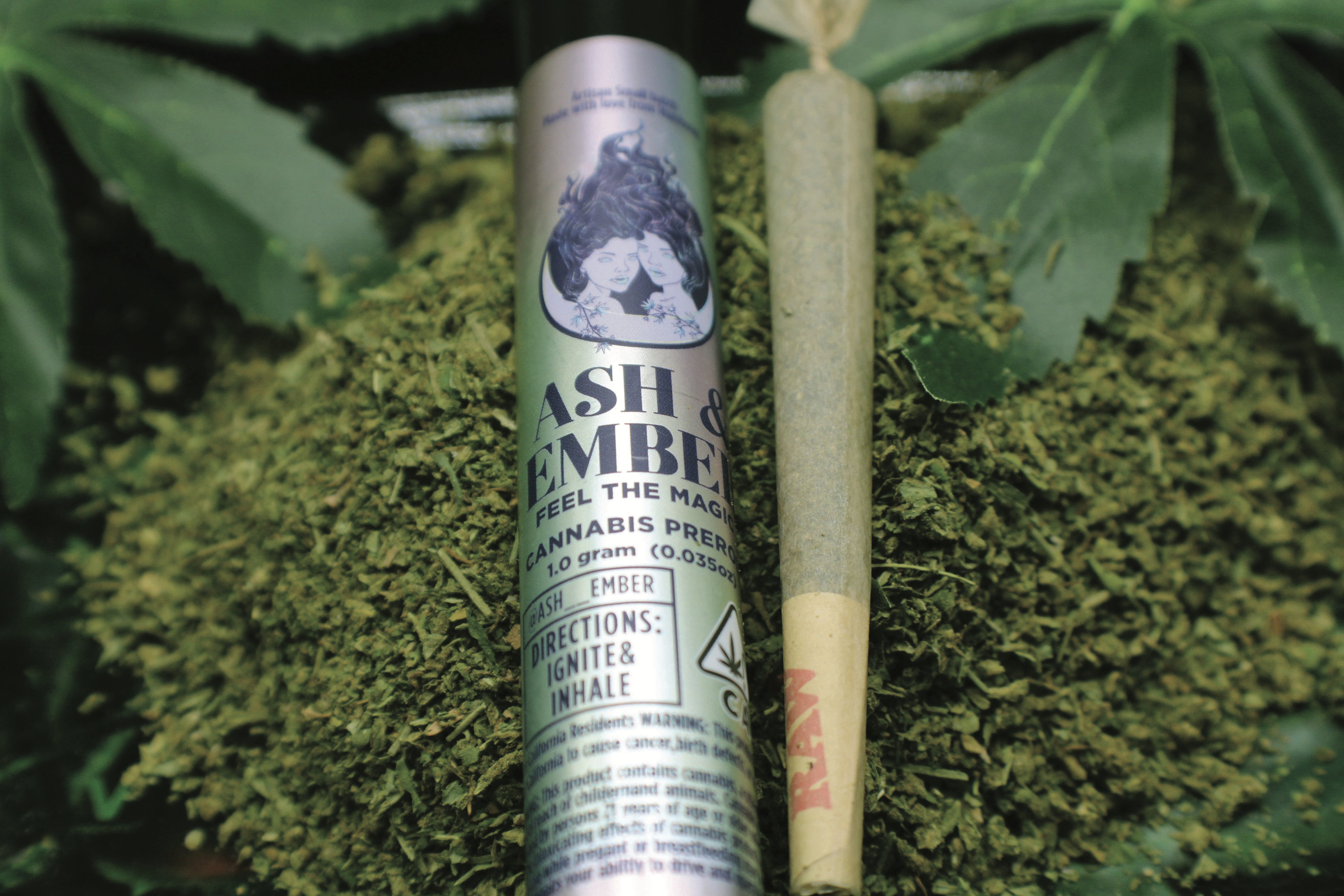Pineapple Express Pre-roll 1 Gram (25% THC, Sativa)