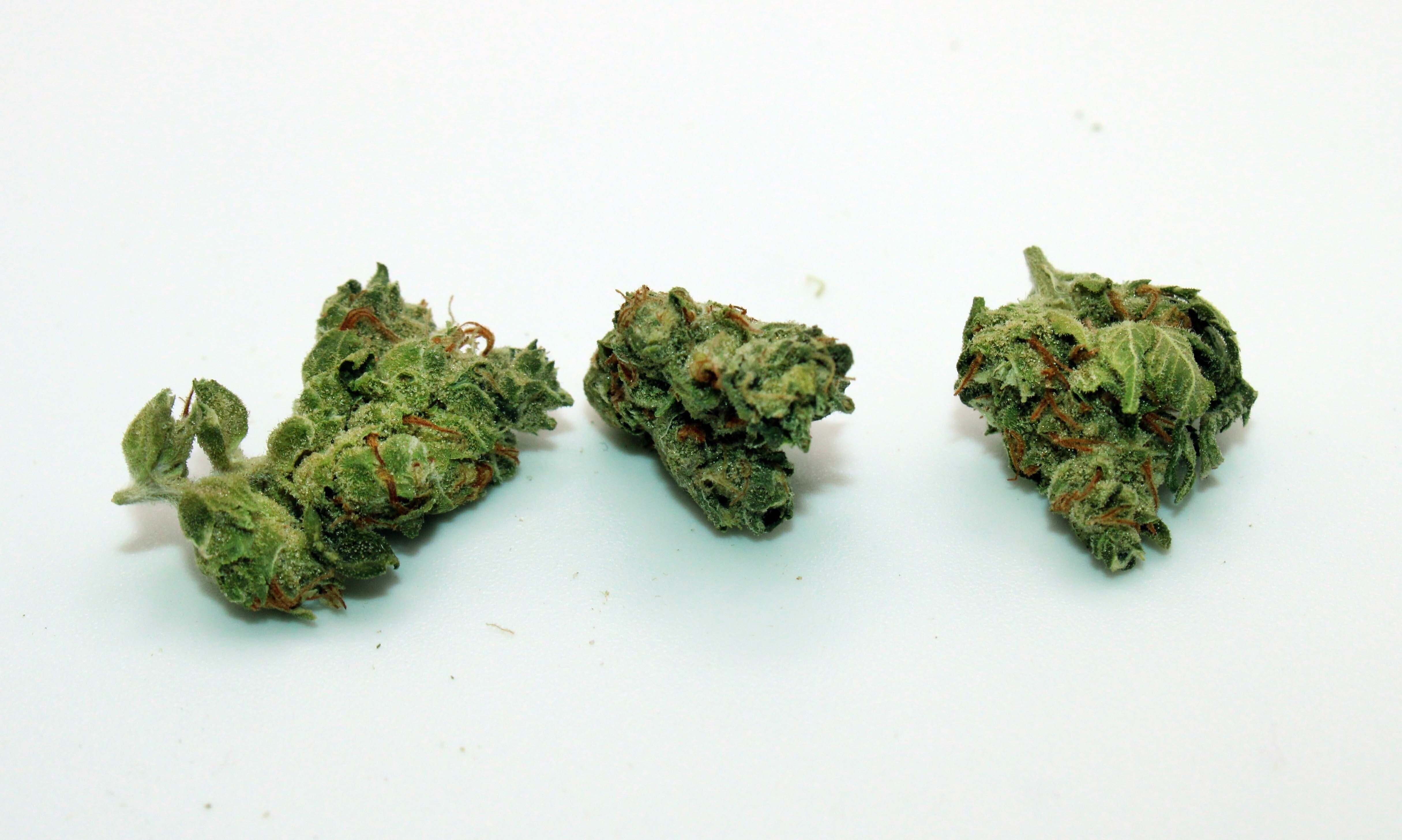 Wedding Cake Ounce/28 Grams (16% THC, Hybrid)