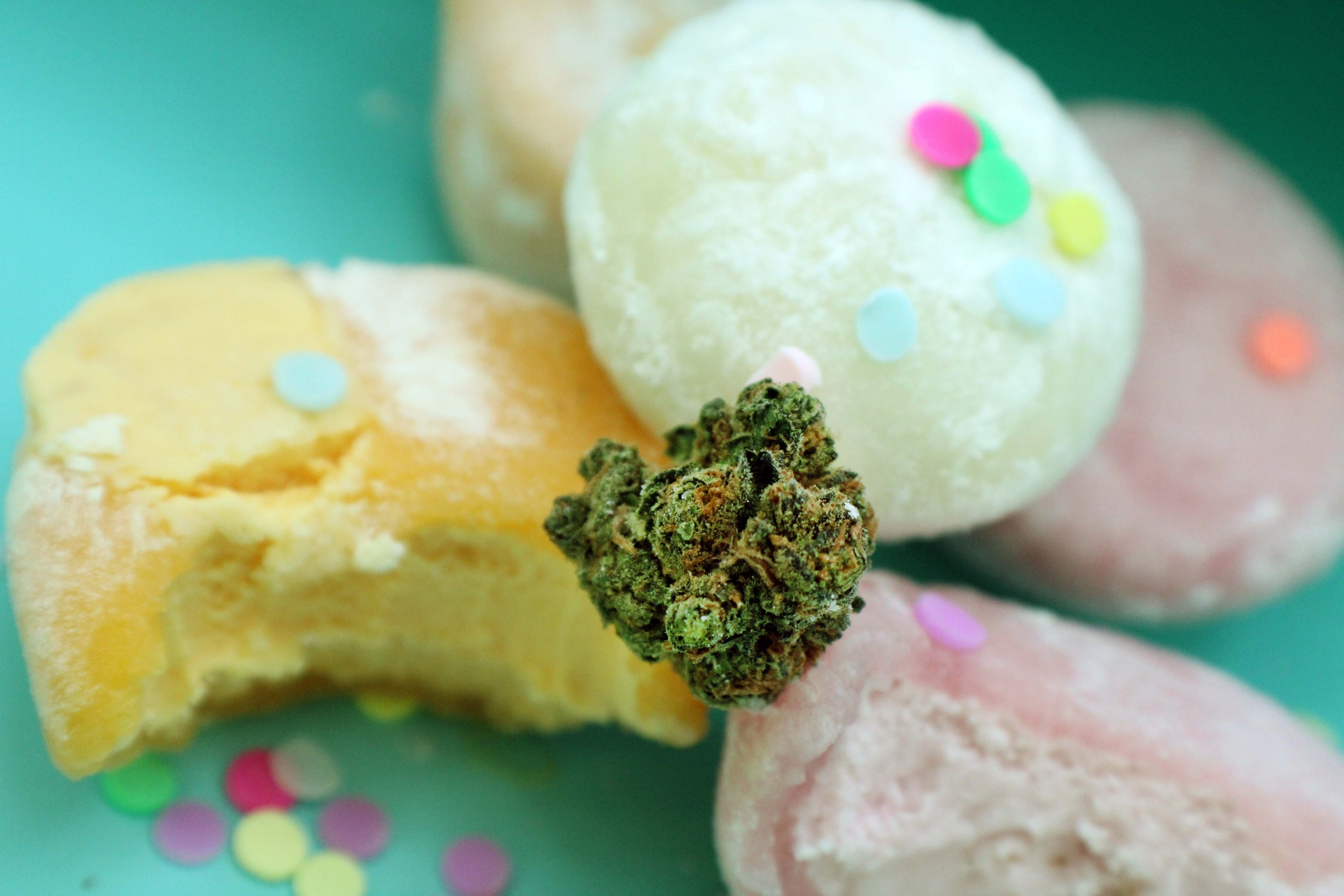 Mochi 1 Gram (24% THC, Hybrid)