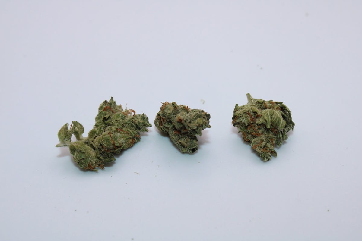 Wedding Cake Smalls 8th/3.5 Grams (29% THC, Hybrid)