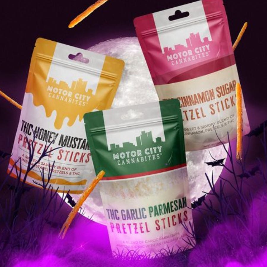 Motor City Cannabites - Garlic Parmesan Pretzels 100mg (REC)